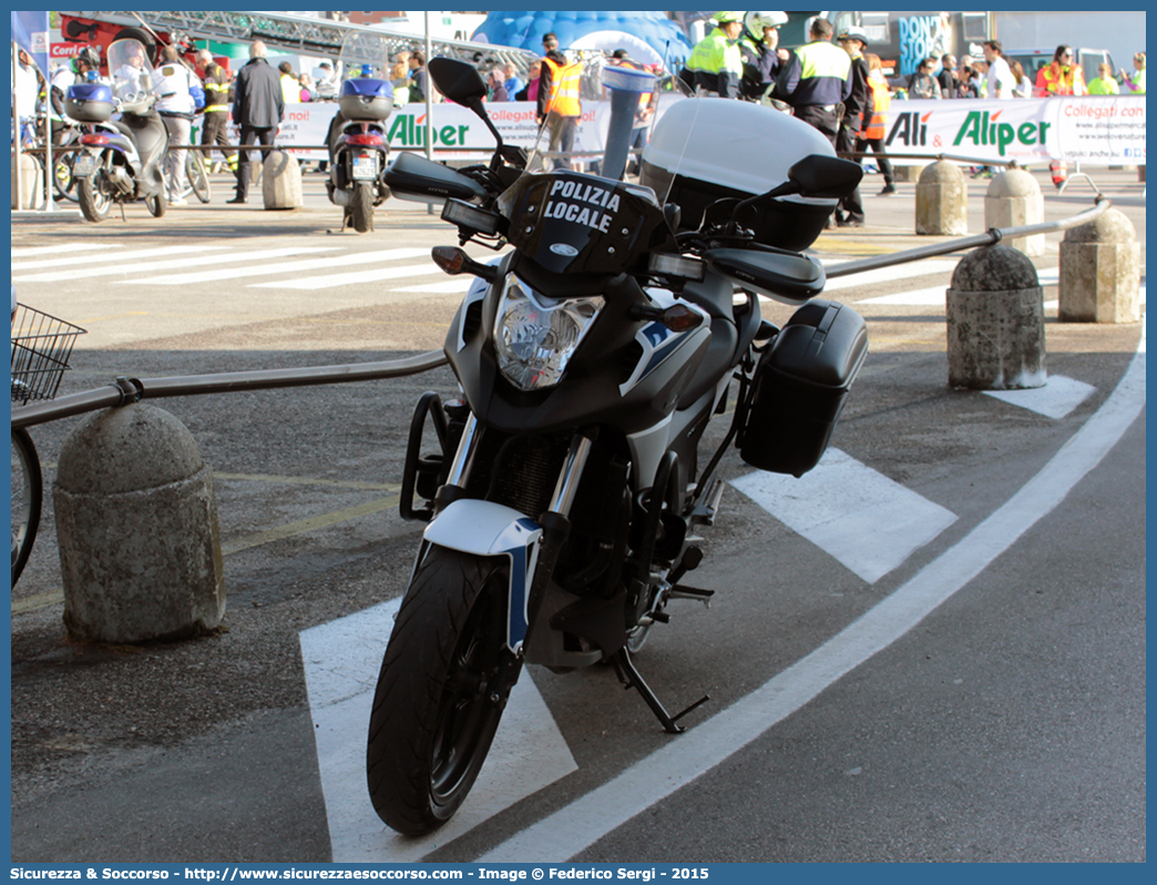 Polizia Locale YA02768
Polizia Locale
Comune di Padova
Honda NC 750
Parole chiave: PL;P.L.;PM;P.M.;Polizia;Locale;Municipale;Padova;Honda;NC;750