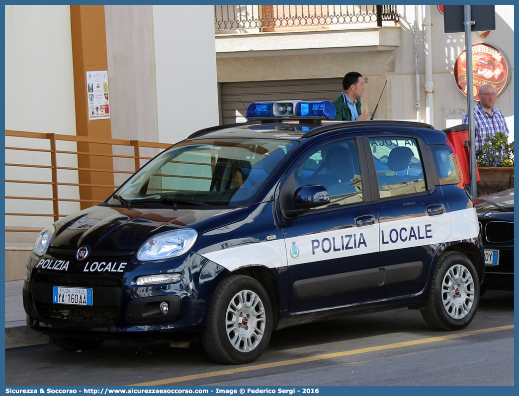 Polizia Locale YA160AA
Polizia Locale
Comune di Polignano a Mare
Fiat Nuova Panda II serie
Parole chiave: PM;P.M.;PL;P.L.;Polizia;Locale;Municipale;Polignano a Mare;Fiat;Nuova;Panda