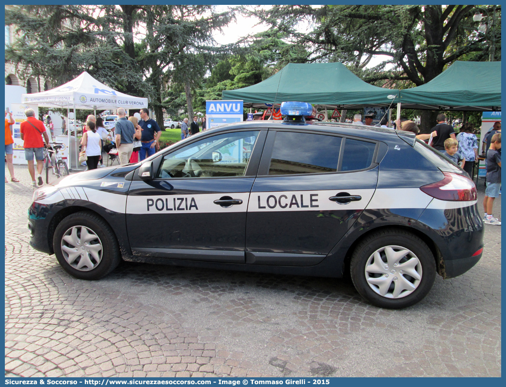 Polizia Locale YA233AC
Polizia Locale
Comune di Verona
Renault Megane V serie
Allestitore Focaccia Group S.r.l.
Parole chiave: PL;PM;P.L.;P.M.;Polizia;Locale;Municipale;Verona;Renault;Megane;Focaccia