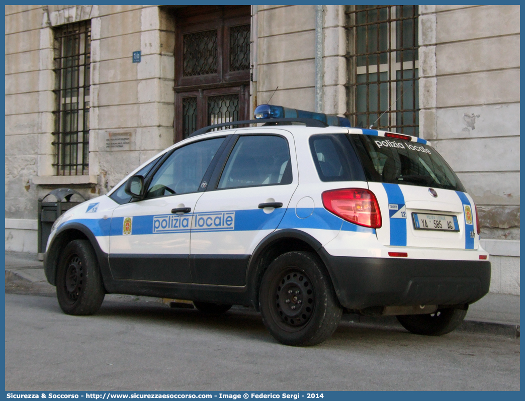 Polizia Locale YA585AG
Polizia Locale
Comune di Trieste
Fiat Sedici II serie
Parole chiave: Polizia;Municipale;Locale;Trieste;Fiat;Sedici;YA585AG