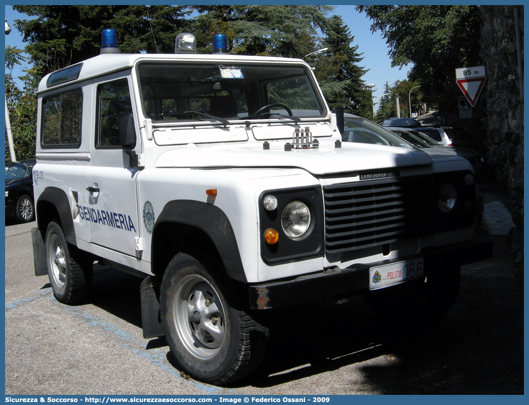 Polizia 056
Repubblica di San Marino
Gendarmeria
Land Rover Defender 90
Parole chiave: Repubblica;San Marino;RSM;R.S.M.;Gendarmeria;Land Rover;Defender;90