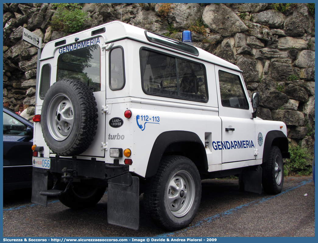 Polizia 056
Repubblica di San Marino
Gendarmeria
Land Rover Defender 90
Parole chiave: Repubblica;San Marino;RSM;R.S.M.;Gendarmeria;Land Rover;Defender;90