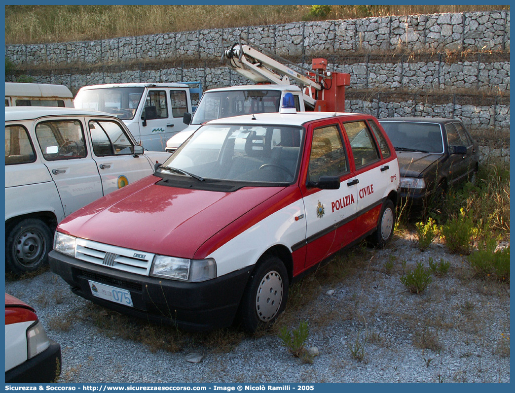 Polizia 075
Repubblica di San Marino
Polizia Civile
Fiat Uno II serie
Parole chiave: Repubblica;San Marino;RSM;R.S.M.;Polizia Civile;Fiat;Uno