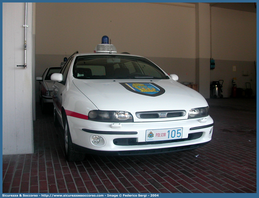 Polizia 105
Repubblica di San Marino
Polizia Civile
Fiat Marea Weekend
Parole chiave: Repubblica;San Marino;RSM;R.S.M.;Polizia Civile;Fiat;Marea;Weekend