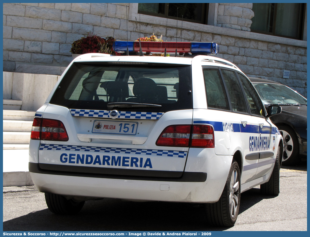 Polizia 151
Repubblica di San Marino
Gendarmeria
Fiat Stilo Multiwagon II serie
Parole chiave: Repubblica;San Marino;RSM;R.S.M.;Gendarmeria;Fiat;Stilo;Multiwagon