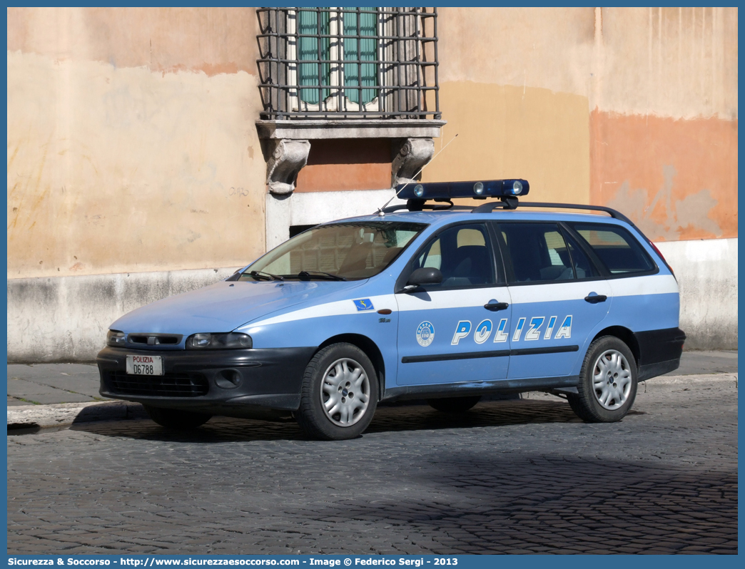 Polizia D6788
Polizia di Stato
Polizia Stradale
Fiat Marea Weekend
Parole chiave: Polizia di Stato;Polizia;PS;Polizia Stradale;Fiat;Marea Weekend