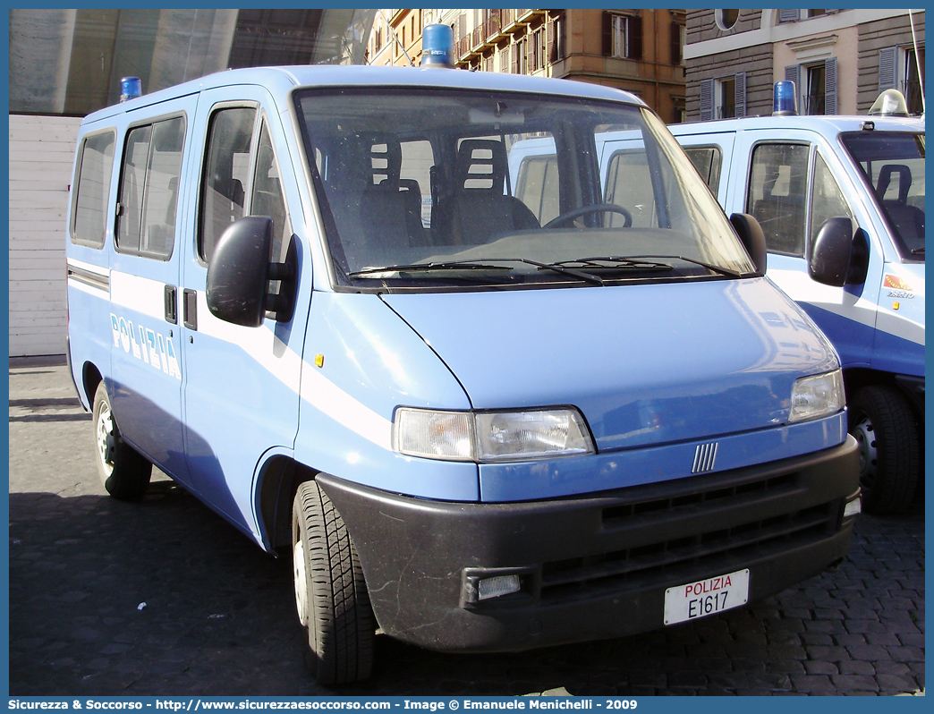 Polizia E1617
Polizia di Stato
Fiat Ducato II serie
Parole chiave: PS;P.S.;Polizia;Stato;Pubblica;Sicurezza;Polizia di Stato;Fiat;Ducato;E1617