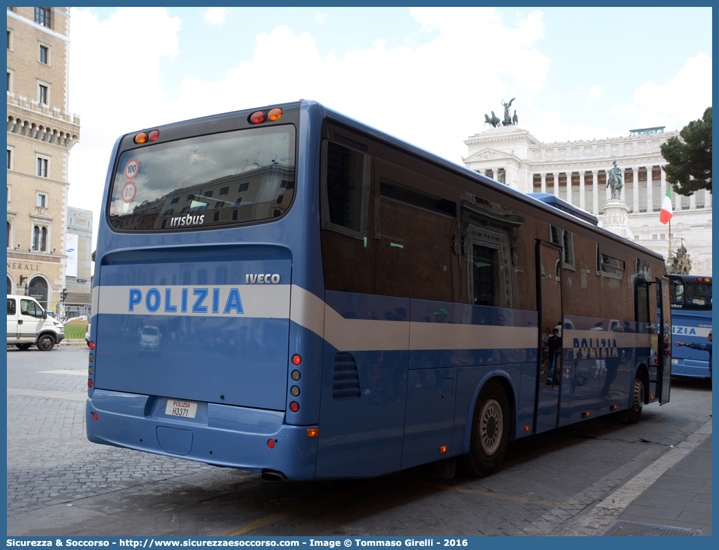 Polizia H3371
Polizia di Stato
Iveco Irisbus Crossway
Parole chiave: PS;P.S.;Polizia;di;Stato;Iveco;Irisbus;Crossway