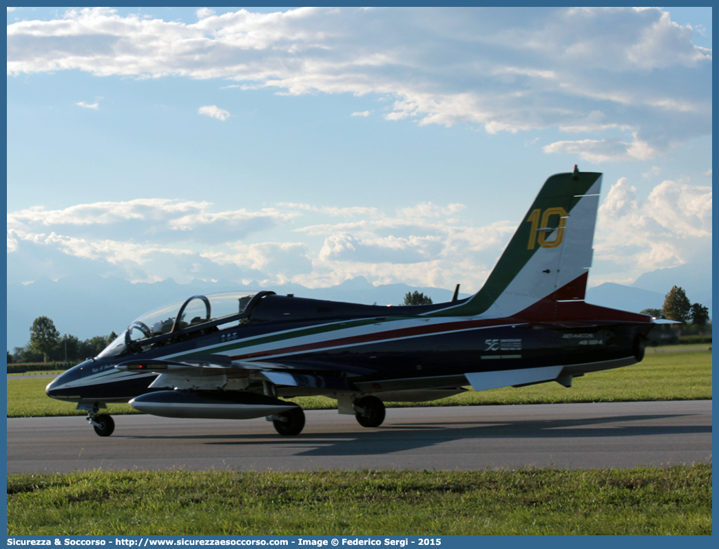 Pony 10
Aeronautica Militare Italiana
Aermacchi MB-339PAN
Livrea speciale 55° anniversario
Parole chiave: AM;A.M.I.;AMI;Aeronautica;Militare;Italiana;MB;339PAN