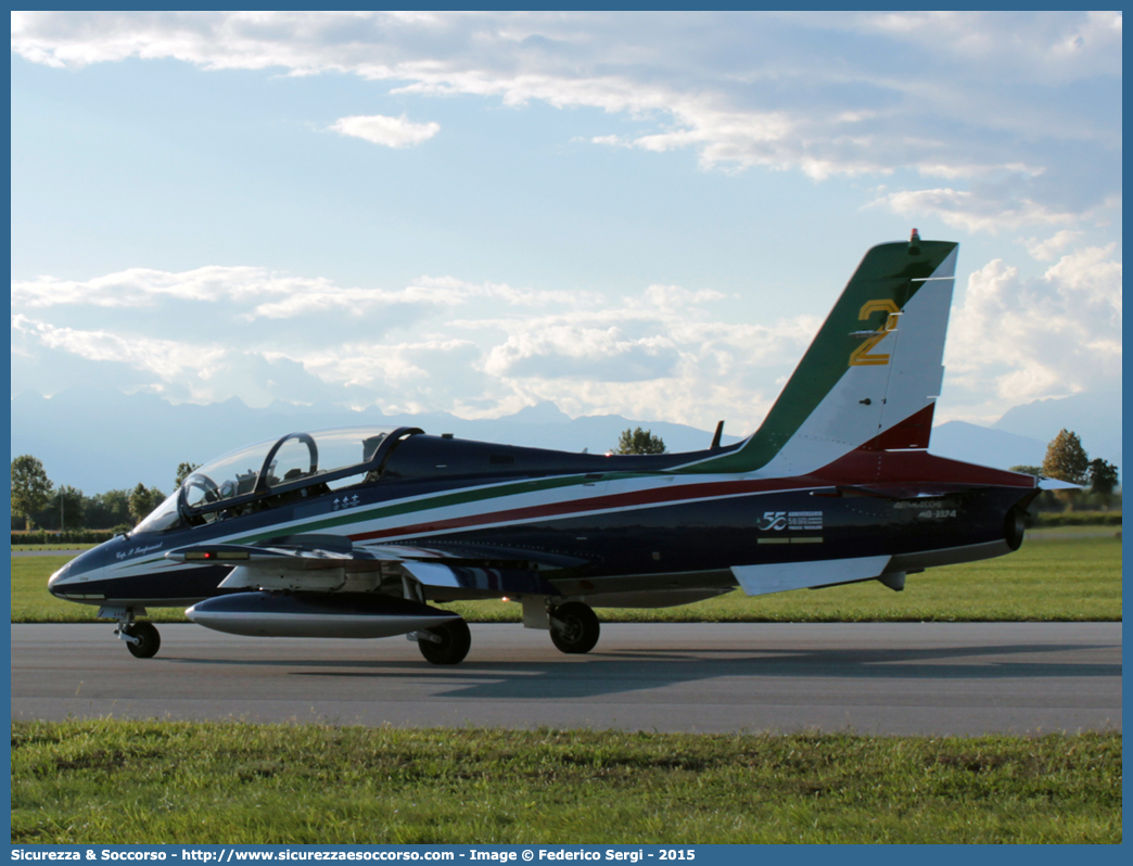 Pony 2
Aeronautica Militare Italiana
Aermacchi MB-339PAN
Livrea speciale 55° anniversario
Parole chiave: AM;A.M.I.;AMI;Aeronautica;Militare;Italiana;MB;339PAN