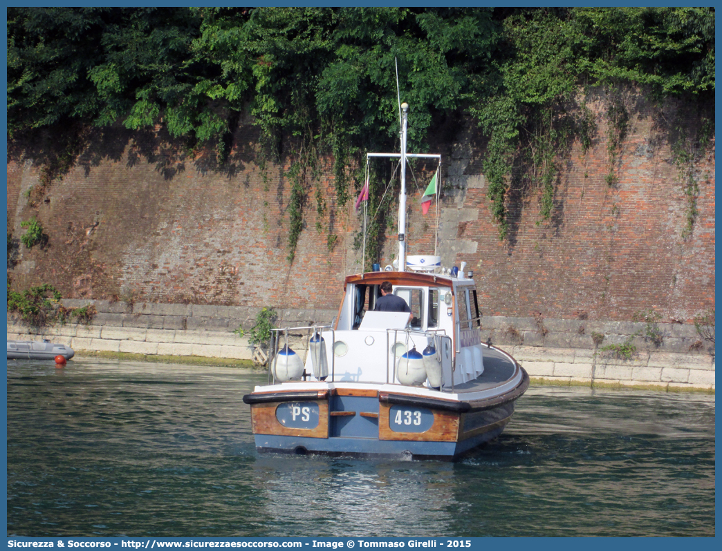 PS 433
Polizia di Stato
Polizia del Mare
Nelson Launch
Parole chiave: PS;P.S.;Pubblica;Sicurezza;Polizia;di;Stato;del;Mare;Nelson;Launch;433