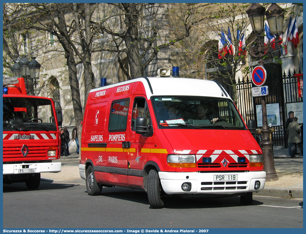 PSR 119
République Française
Sapeurs Pompiers de Paris
Premier Secours Relevage
Renault Master II generation
Parole chiave: République;Française;Sapeurs;Pompiers;Paris;PS;Premier;Secours;Relevage;Renault;Master