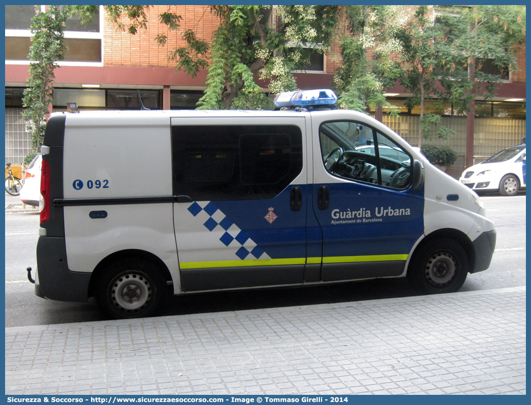 -
Reino de España
Guardia Urbana Ayuntament de Barcelona
Renault Trafic II generation
Parole chiave: Regno di Spagna;Spagna;Espana;España;Reino de España;Guardia;Urbana;Ayuntament;Barcelona;Renault;Trafic