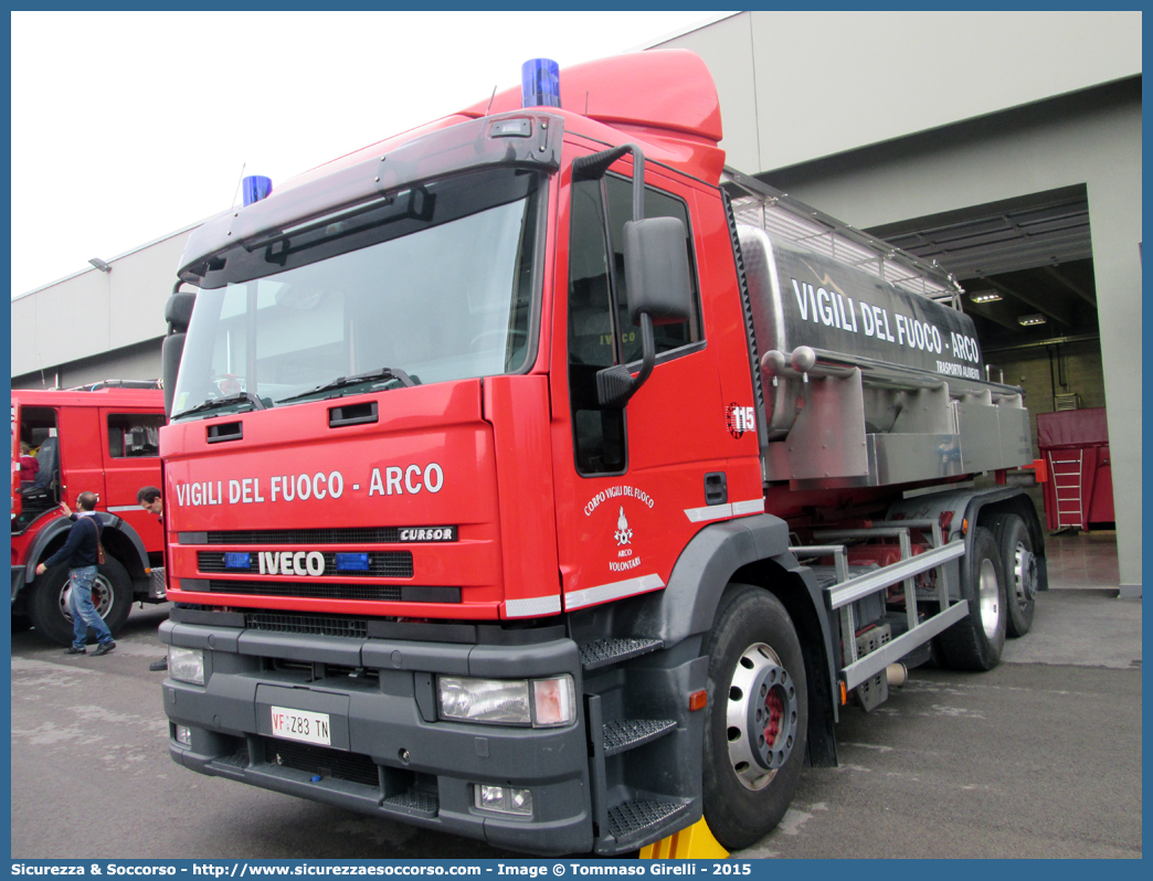 VF 083TN
Corpo Vigili del Fuoco Volontari Arco
Iveco EuroTech 260E35
Parole chiave: VF;V.F.;Vigili;del;Fuoco;Volontari;Arco;Iveco;EuroTech;260E35