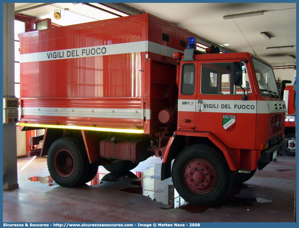 VF 13329
Corpo Nazionale Vigili del Fuoco
Iveco 90PC
Parole chiave: VVF;V.V.F.;Corpo;Nazionale;Vigili;del;Fuoco;Iveco;90PC