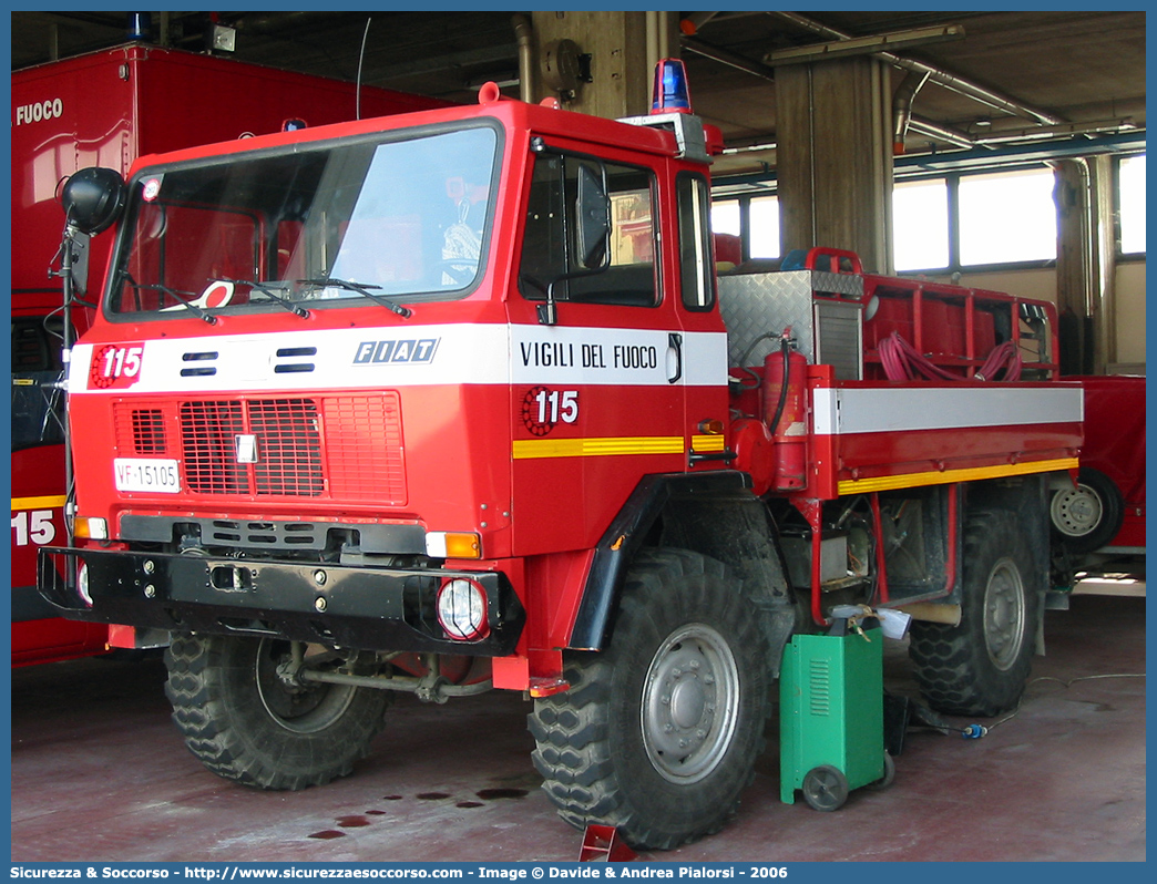 VF 15105
Corpo Nazionale Vigili del Fuoco
Iveco 80-17
Parole chiave: VVF;V.V.F.;Corpo;Nazionale;Vigili;del;Fuoco;Iveco;80-17