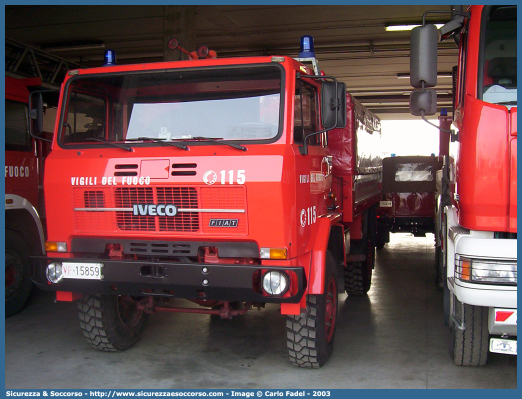 VF 15859
Corpo Nazionale Vigili del Fuoco
Iveco 80-17
Parole chiave: VVF;V.V.F.;Corpo;Nazionale;Vigili;del;Fuoco;Iveco;80-17