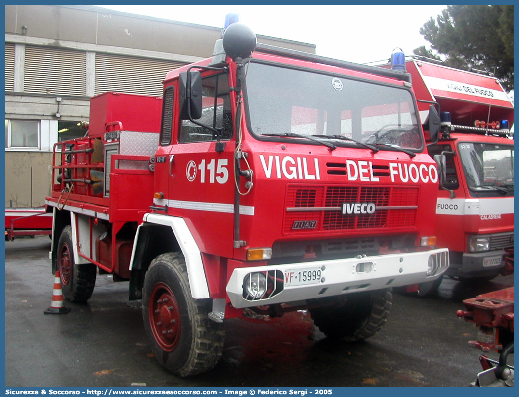 VF 15999
Corpo Nazionale Vigili del Fuoco
Iveco 80-17
Parole chiave: VVF;V.V.F.;Corpo;Nazionale;Vigili;del;Fuoco;Iveco;80-17