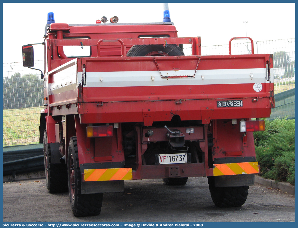 VF 16737
Corpo Nazionale Vigili del Fuoco
Iveco 80-17
Parole chiave: VVF;V.V.F.;Corpo;Nazionale;Vigili;del;Fuoco;Iveco;80-17