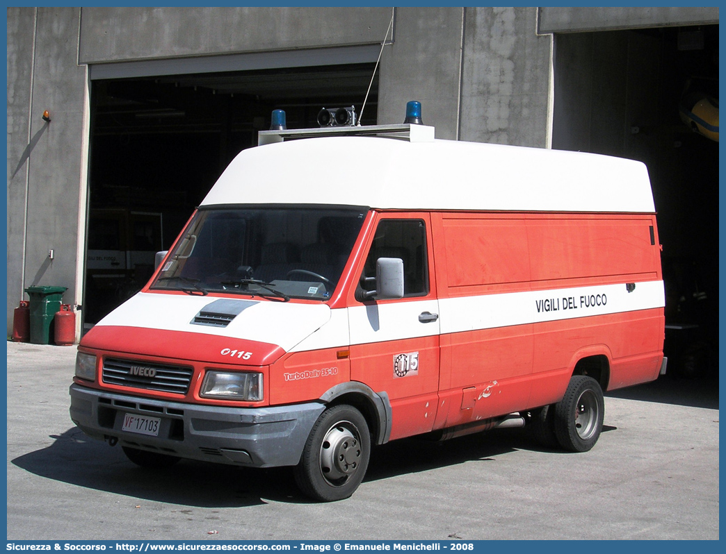 VF 17103
Corpo Nazionale Vigili del Fuoco
Iveco Daily 35-10 II serie
Parole chiave: VVF;V.V.F.;Corpo;Nazionale;Vigili;del;Fuoco;Iveco;35-10;35;10