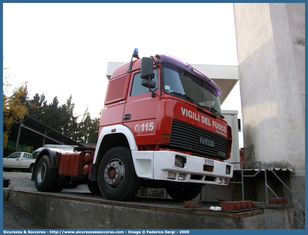 VF 17172
Corpo Nazionale Vigili del Fuoco
Iveco 190-42 TurboStar
Parole chiave: VF;VVF;V.F.;V.V.F.;Corpo;Nazionale;Vigili del Fuoco;Vigili;Fuoco;Iveco;190-42;TurboStar