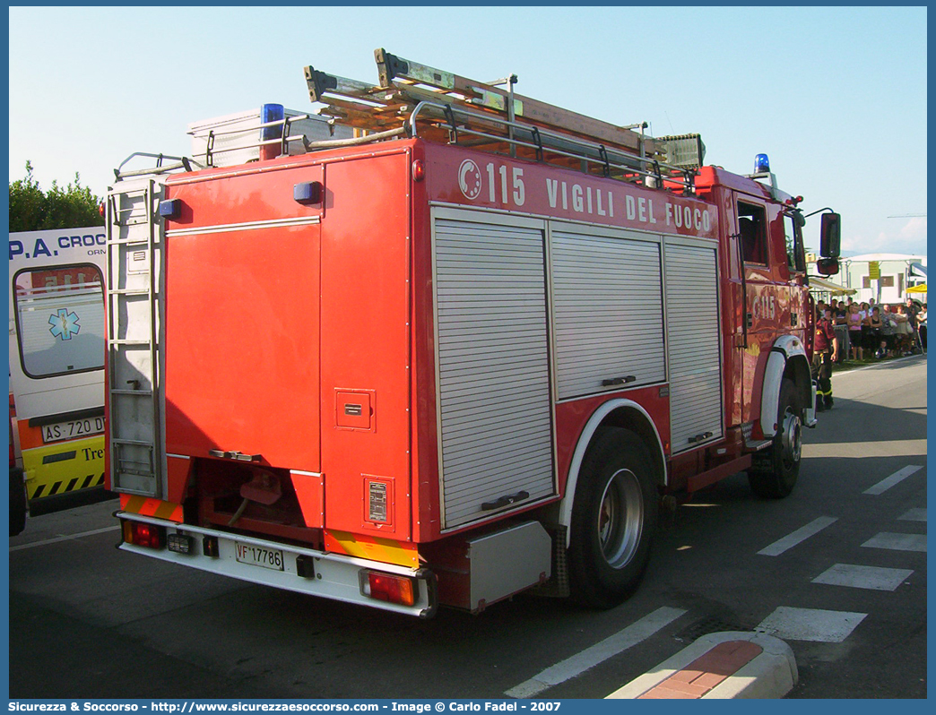 VF 17786
Corpo Nazionale Vigili del Fuoco
Iveco 190-26 TurboTech
Allestitore Iveco Magirus
Parole chiave: VVF;V.V.F.;Corpo;Nazionale;Vigili;del;Fuoco;AutoPompaSerbatoio;APS;AutoPompa;Iveco;190-26;TurboTech;VF;17786