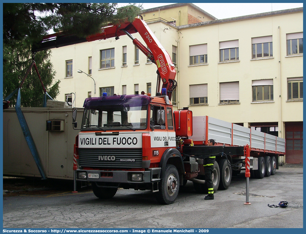 VF 17803
Corpo Nazionale Vigili del Fuoco
Iveco 330-36
Parole chiave: VF;V.F.;VVF;V.V.F.;Corpo;Nazionale;Vigili del Fuoco;Iveco;330-36;330;36