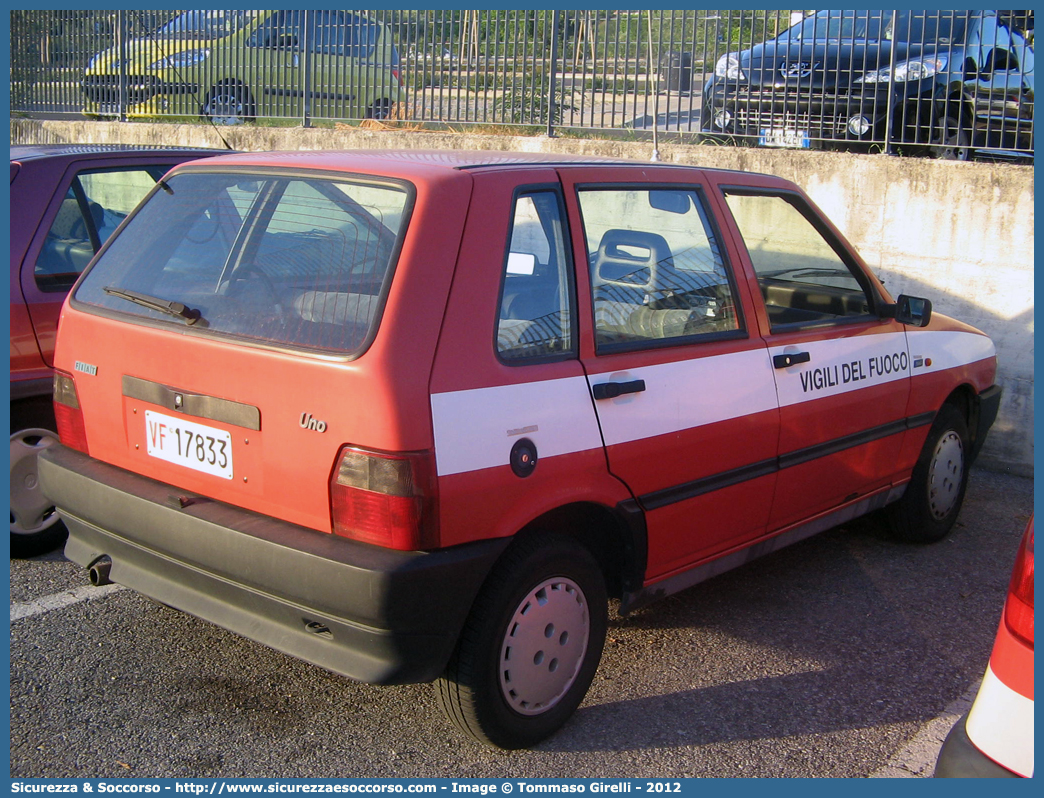 VF 17833
Corpo Nazionale Vigili del Fuoco
Fiat Uno II serie
Parole chiave: VF;VVF;V.F.;V.V.F.;Corpo;Nazionale;Vigili del Fuoco;Vigili;Fuoco;Fiat;Uno