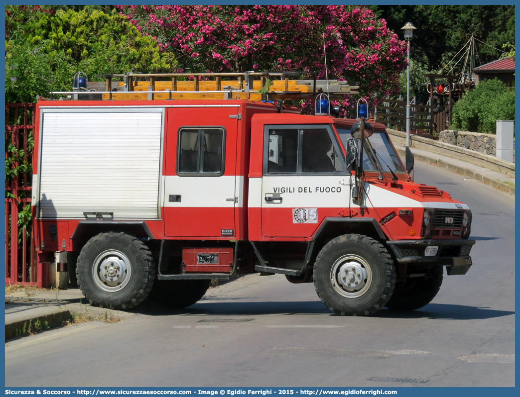 VF 17961
Corpo Nazionale Vigili del Fuoco
Iveco 40-10WM
Allestitore Iveco Magirus
Parole chiave: VF;V.F.;VVF;V.V.F.;Corpo;Nazionale;Vigili;del;Fuoco;Polisoccorso;Iveco;40-10WM;40;10;WM;VM90;VM 90;Magirus;17961