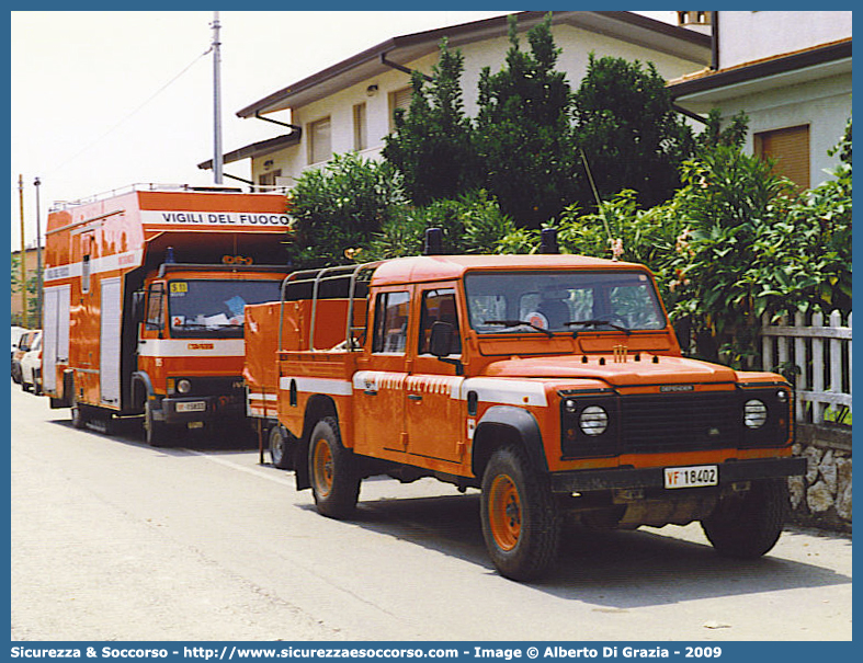 VF 18402
Corpo Nazionale Vigili del Fuoco
Land Rover Defender 130
Parole chiave: VF;VVF;V.F.;V.V.F.;Corpo;Nazionale;Vigili del Fuoco;Vigili;Fuoco;Land Rover;Defender;130