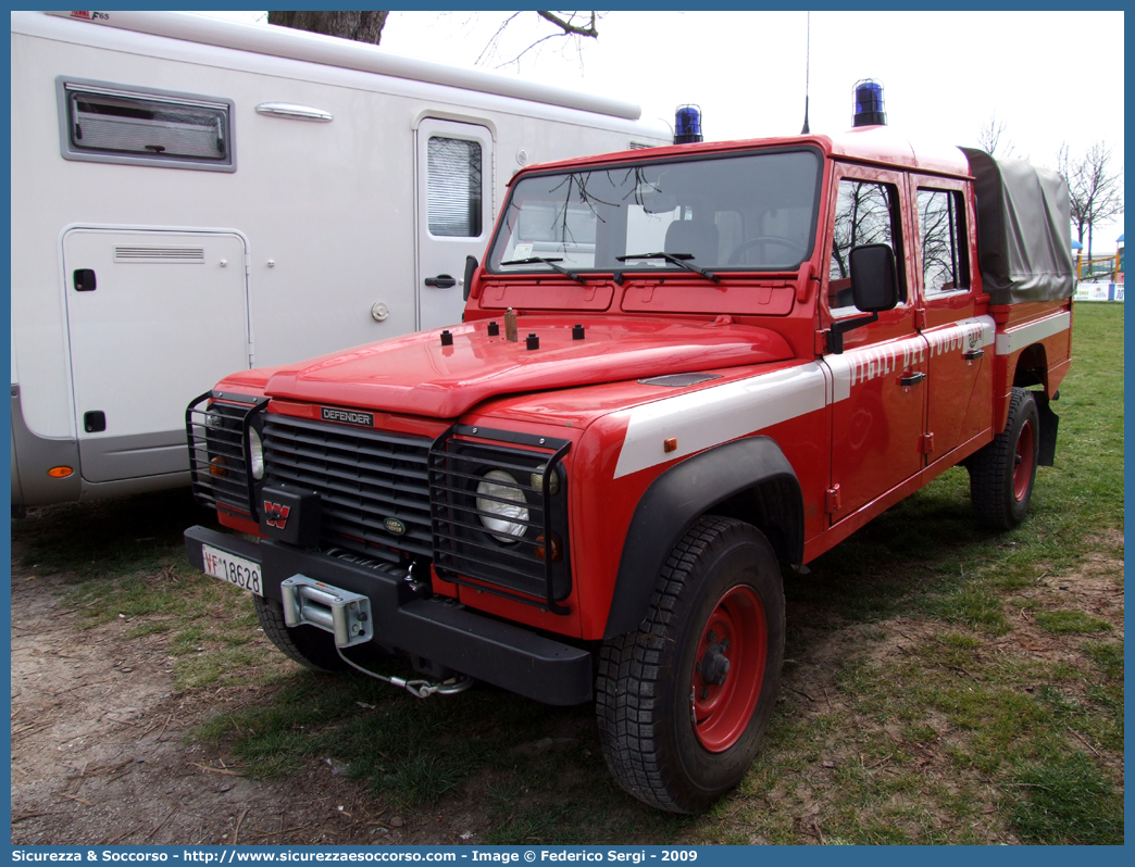 VF 18628
Corpo Nazionale Vigili del Fuoco
Land Rover Defender 130
Parole chiave: VF;VVF;V.F.;V.V.F.;Corpo;Nazionale;Vigili del Fuoco;Vigili;Fuoco;Land Rover;Defender;130