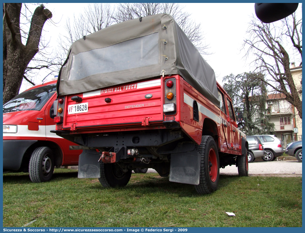 VF 18628
Corpo Nazionale Vigili del Fuoco
Land Rover Defender 130
Parole chiave: VF;VVF;V.F.;V.V.F.;Corpo;Nazionale;Vigili del Fuoco;Vigili;Fuoco;Land Rover;Defender;130