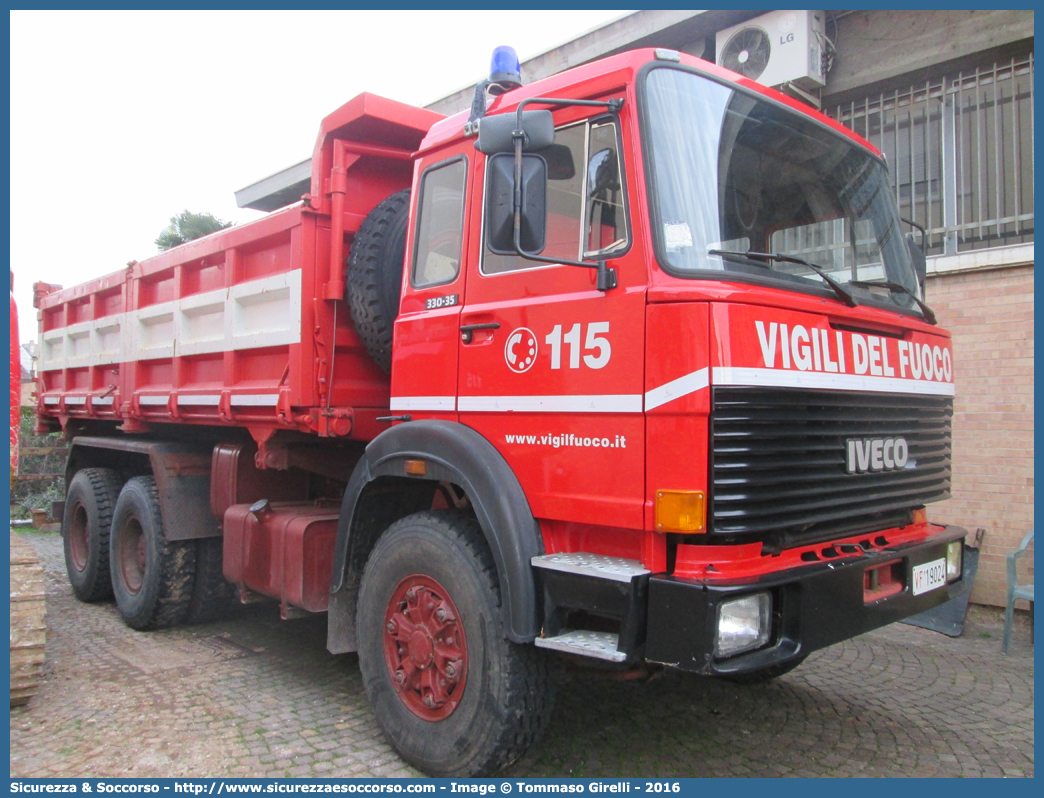 VF 19024
Corpo Nazionale Vigili del Fuoco
Iveco 330-35
Parole chiave: VF;V.F.;VVF;V.V.F.;Corpo;Nazionale;Vigili;del;Fuoco;Iveco;330-35;330;35