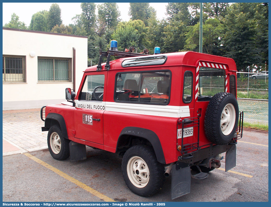 VF 19383
Corpo Nazionale Vigili del Fuoco
Land Rover Defender 90
Parole chiave: VF;VVF;V.F.;V.V.F.;Corpo;Nazionale;Vigili del Fuoco;Vigili;Fuoco;Land Rover;Defender;90;19383