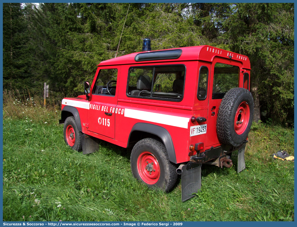 VF 19493
Corpo Nazionale Vigili del Fuoco
Land Rover Defender 90
Parole chiave: VF;VVF;V.F.;V.V.F.;Corpo;Nazionale;Vigili del Fuoco;Vigili;Fuoco;Land Rover;Defender;90;19493