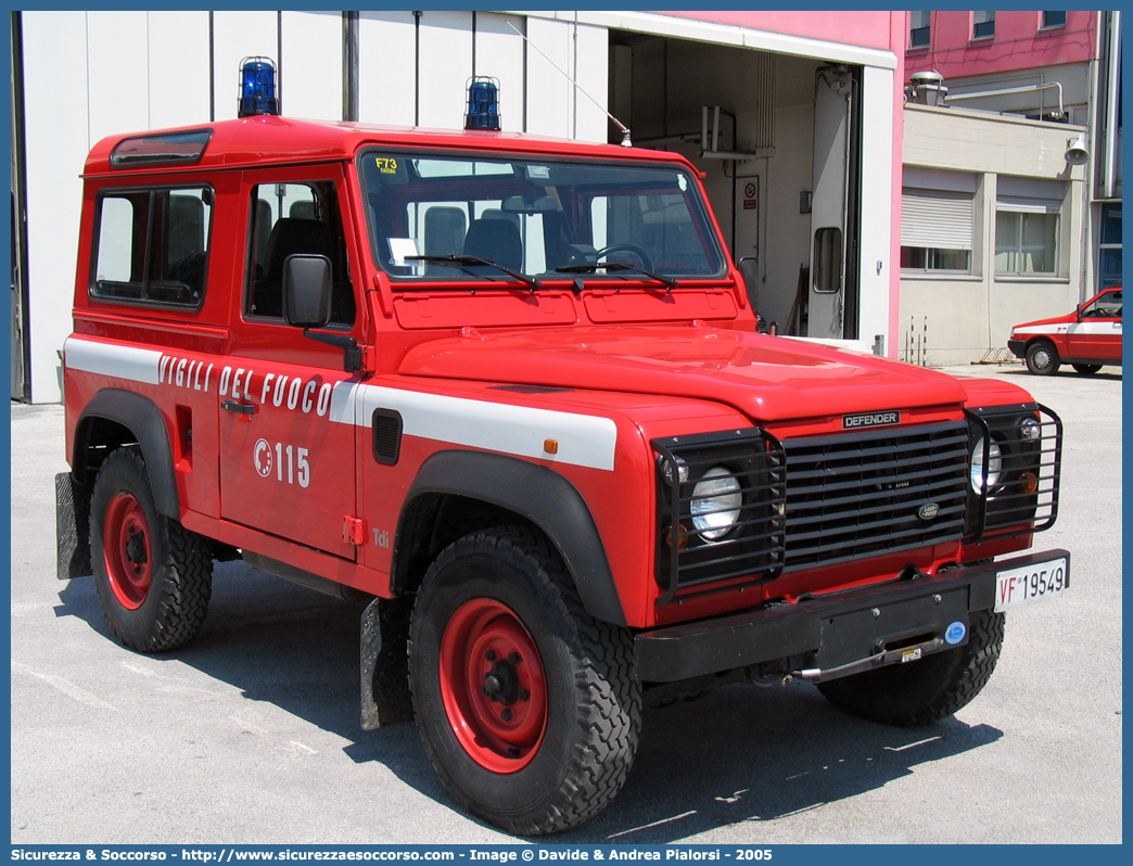 VF 19549
Corpo Nazionale Vigili del Fuoco
Land Rover Defender 90
Parole chiave: VF;VVF;V.F.;V.V.F.;Corpo;Nazionale;Vigili del Fuoco;Vigili;Fuoco;Land Rover;Defender;90;19549