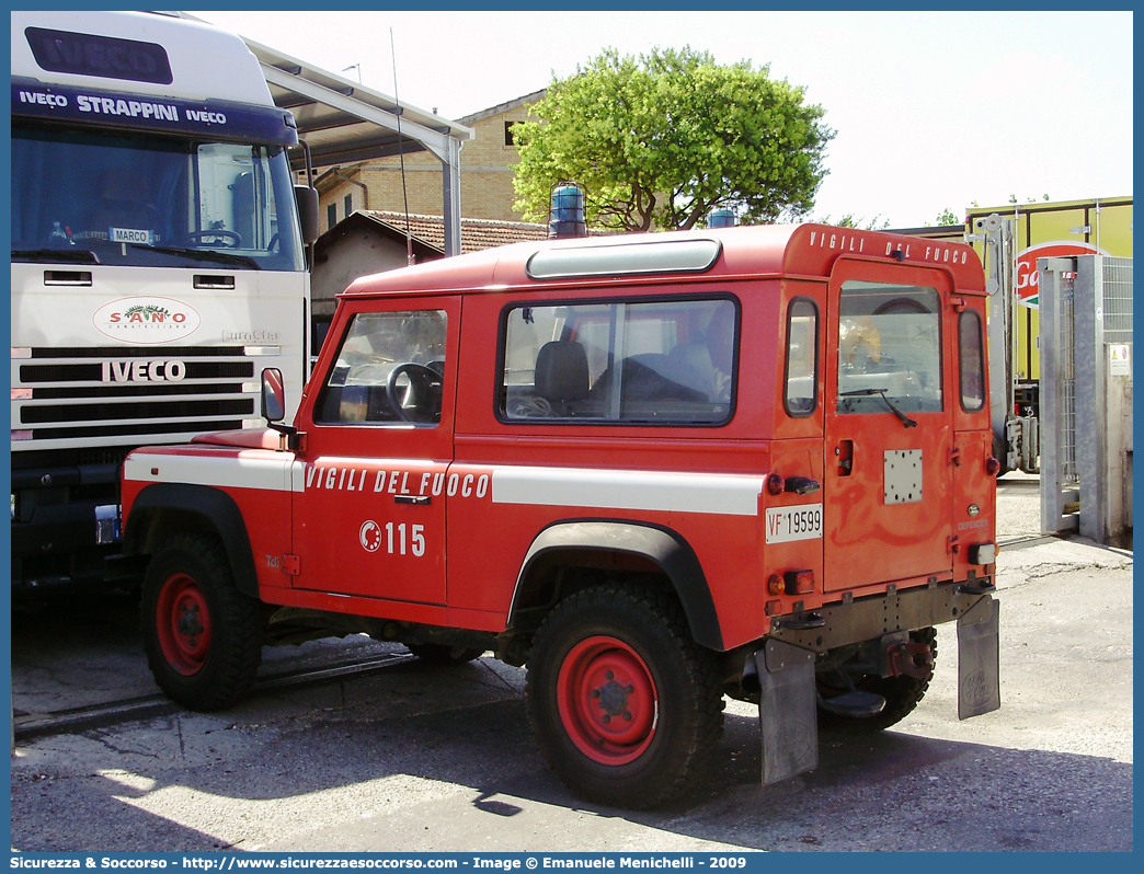 VF 19599
Corpo Nazionale Vigili del Fuoco
Land Rover Defender 90
Parole chiave: VF;VVF;V.F.;V.V.F.;Corpo;Nazionale;Vigili del Fuoco;Vigili;Fuoco;Land Rover;Defender;90;19599