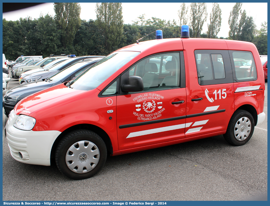 VF 1AG BZ
Vigili del Fuoco Volontari Oltrisarco-Aslago
Freiwillige Feuerwehr Oberau-Haslach
Volkswagen Caddy III serie
Allestitore Kofler Fahrzeugbau S.n.c.
Parole chiave: VF;VFV;V.F.;V.F.V.;Vigili;Fuoco;Volontari;Freiwillige;Feuerwehr;Oltrisarco;Aslago;Oberau;Haslach;Volkswagen;Caddy;Kofler;Fahrzeugbau