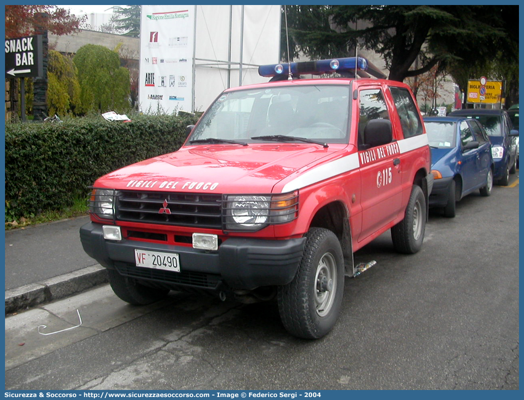 VF 20490
Corpo Nazionale Vigili del Fuoco
Mitsubishi Pajero SWB II serie
Parole chiave: VVF;V.V.F.;Corpo;Nazionale;Vigili;del;Fuoco;Mitsubishi;Pajero;SWB