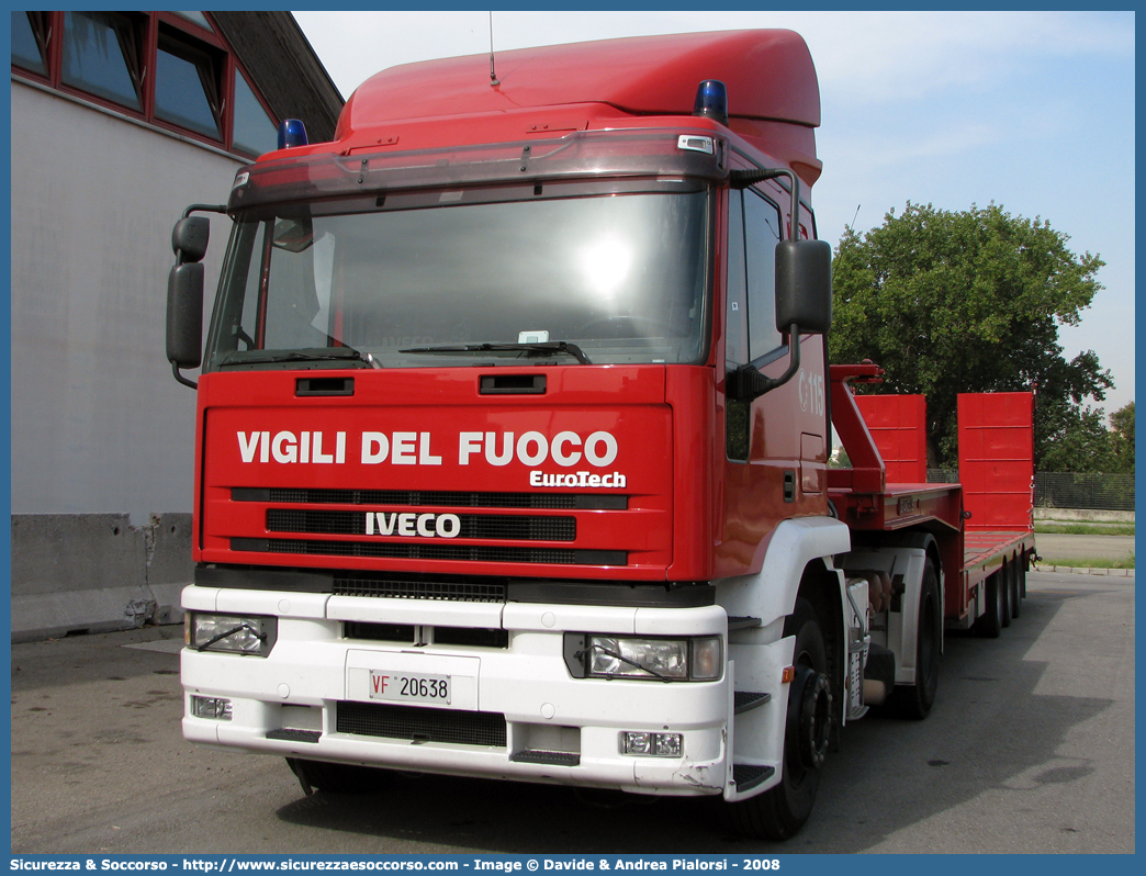 VF 20638
Corpo Nazionale Vigili del Fuoco
Iveco EuroTech 440E42
Parole chiave: VF;V.F.;VVF;V.V.F.;Corpo;Nazionale;Vigili;del;Fuoco;Iveco;EuroTech;440E42