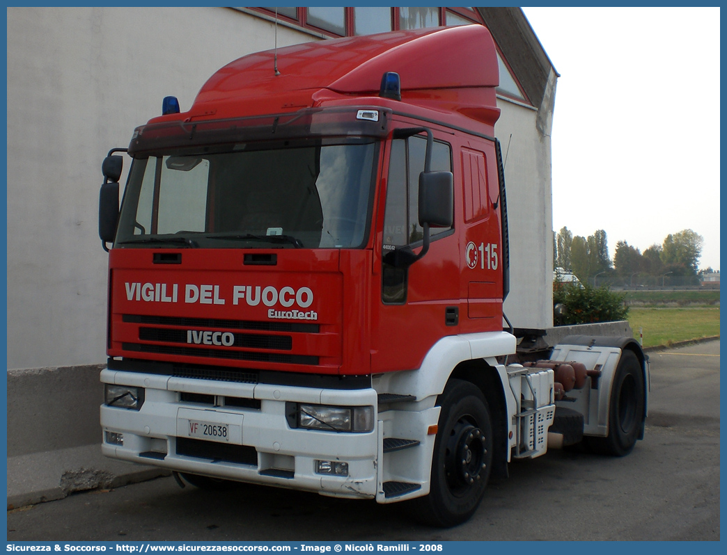 VF 20638
Corpo Nazionale Vigili del Fuoco
Iveco EuroTech 440E42
Parole chiave: VF;V.F.;VVF;V.V.F.;Corpo;Nazionale;Vigili;del;Fuoco;Iveco;EuroTech;440E42