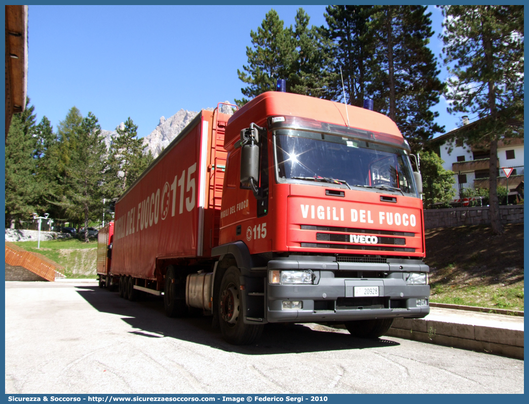 VF 20928
Corpo Nazionale Vigili del Fuoco
Iveco EuroTech 440E42
Parole chiave: VF;V.F.;VVF;V.V.F.;Corpo;Nazionale;Vigili;del;Fuoco;Iveco;EuroTech;440E42