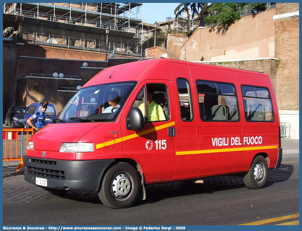 VF 21007
Corpo Nazionale Vigili del Fuoco
Fiat Ducato II serie
Parole chiave: VVF;V.V.F.;Corpo;Nazionale;Vigili;del;Fuoco;Bus;Minibus;Fiat;Ducato