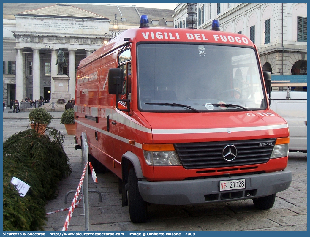 VF 21028
Corpo Nazionale Vigili del Fuoco
Mercedes Benz Vario 612D
Unità Appoggio Autogru Genova
Parole chiave: VF;V.F.;VVF;V.V.F.;Corpo;Nazionale;Vigili del Fuoco;Vigili;Fuoco;Autocarro;Autofurgone;Mercedes Benz;Vario;612D