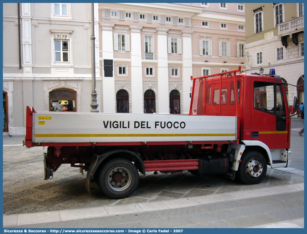 VF 21625
Corpo Nazionale Vigili del Fuoco
Iveco EuroCargo 65E15 I serie
Parole chiave: VF;V.F.;VVF;V.V.F.;Corpo;Nazionale;Vigili del Fuoco;Iveco;EuroCargo;65E15