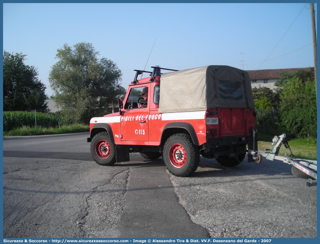 VF 21687
Corpo Nazionale Vigili del Fuoco
Land Rover Defender 90 Pick Up
Parole chiave: VF;VVF;V.F.;V.V.F.;Corpo;Nazionale;Vigili del Fuoco;Vigili;Fuoco;Land Rover;Defender;90;21687