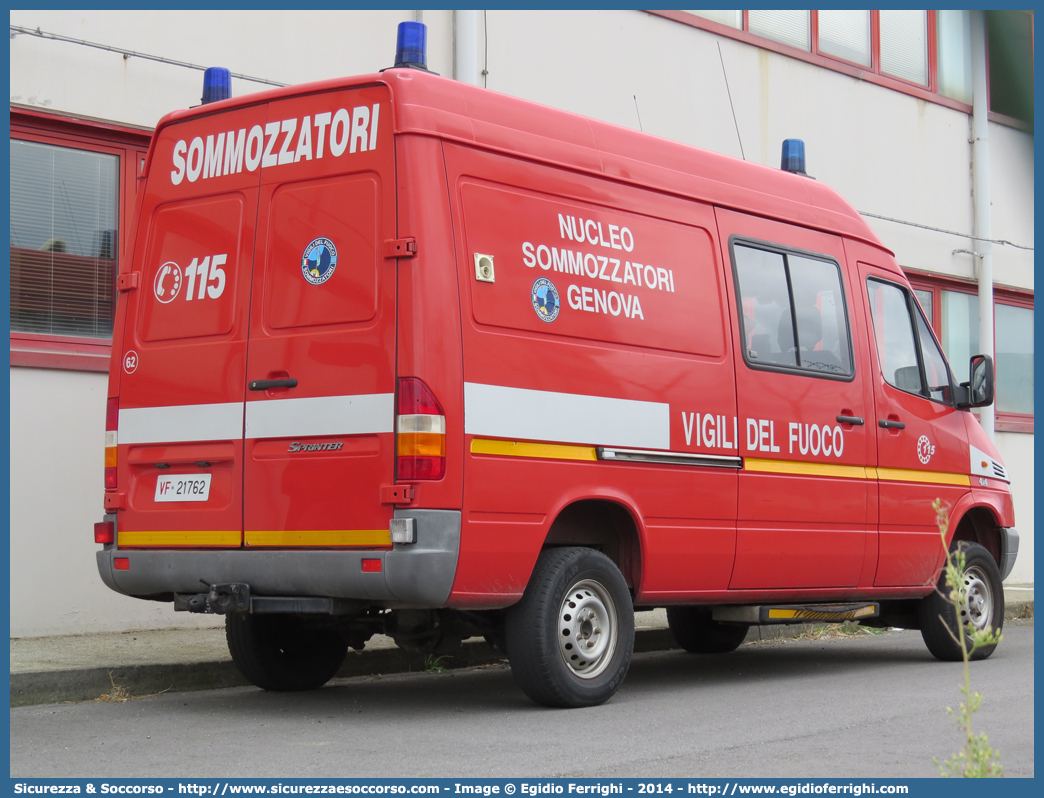 VF 21762
Corpo Nazionale Vigili del Fuoco
Nucleo Soccorso Subacqueo e Acquatico
Mercedes Benz Sprinter 316 4x4 I serie restyling
Parole chiave: VVF;V.V.F.;Corpo;Nazionale;Vigili;del;Fuoco;Mercedes Benz;Sprinter;NSSA;N.S.S.A.;Soccorso;Subacqueo;Acquatico;Sommozzatori;Subacquei