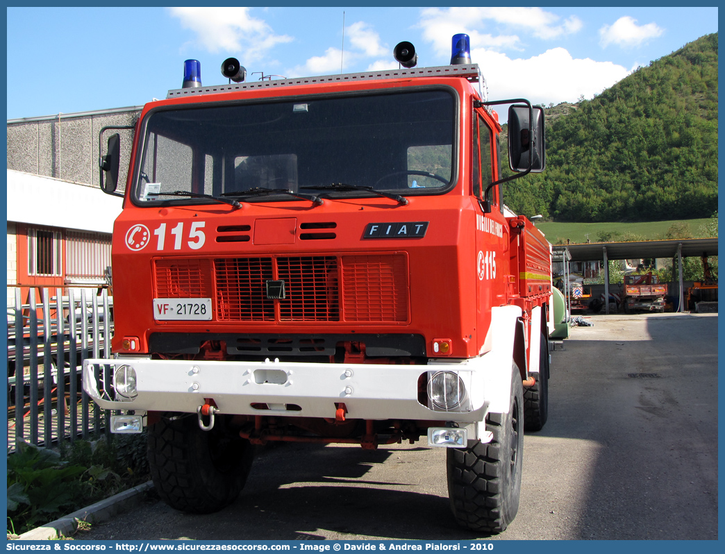 VF 21790
Corpo Nazionale Vigili del Fuoco
Iveco 90PC
Parole chiave: VVF;V.V.F.;Corpo;Nazionale;Vigili;del;Fuoco;Iveco;90PC