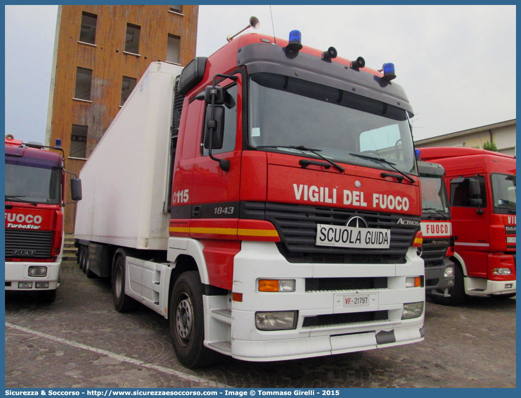 VF 21797
Corpo Nazionale Vigili del Fuoco
Mercedes Benz Actros 1843
Parole chiave: VVF;V.V.F.;Corpo;Nazionale;Vigili;del;Fuoco;Mercedes;Benz;Actros;1843