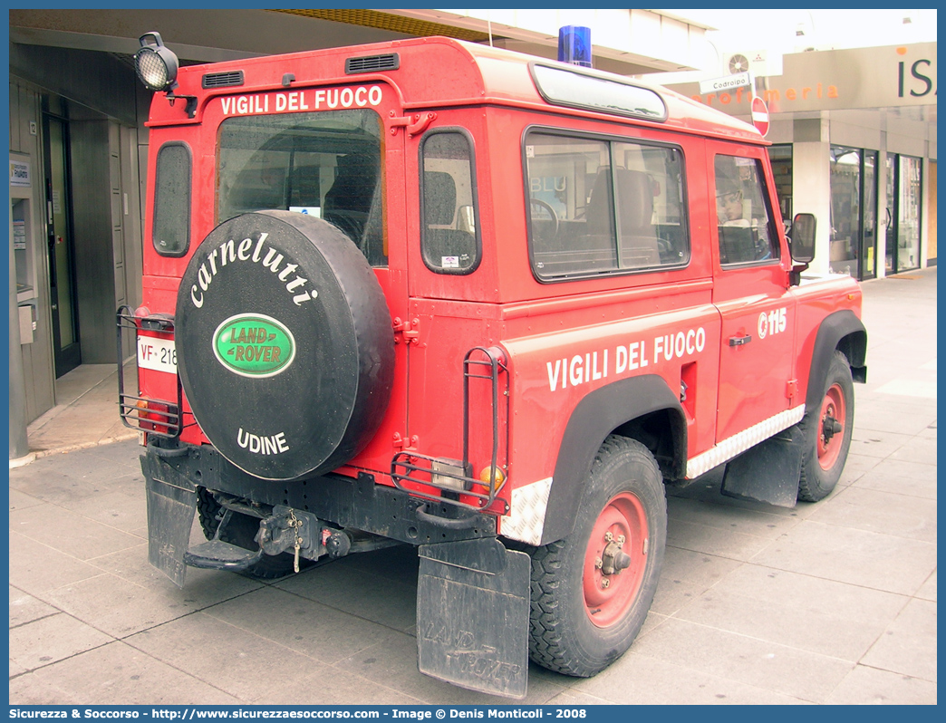 VF 21848
Corpo Nazionale Vigili del Fuoco
Land Rover Defender 90
Parole chiave: VF;VVF;V.F.;V.V.F.;Corpo;Nazionale;Vigili del Fuoco;Vigili;Fuoco;Land Rover;Defender;90;21848